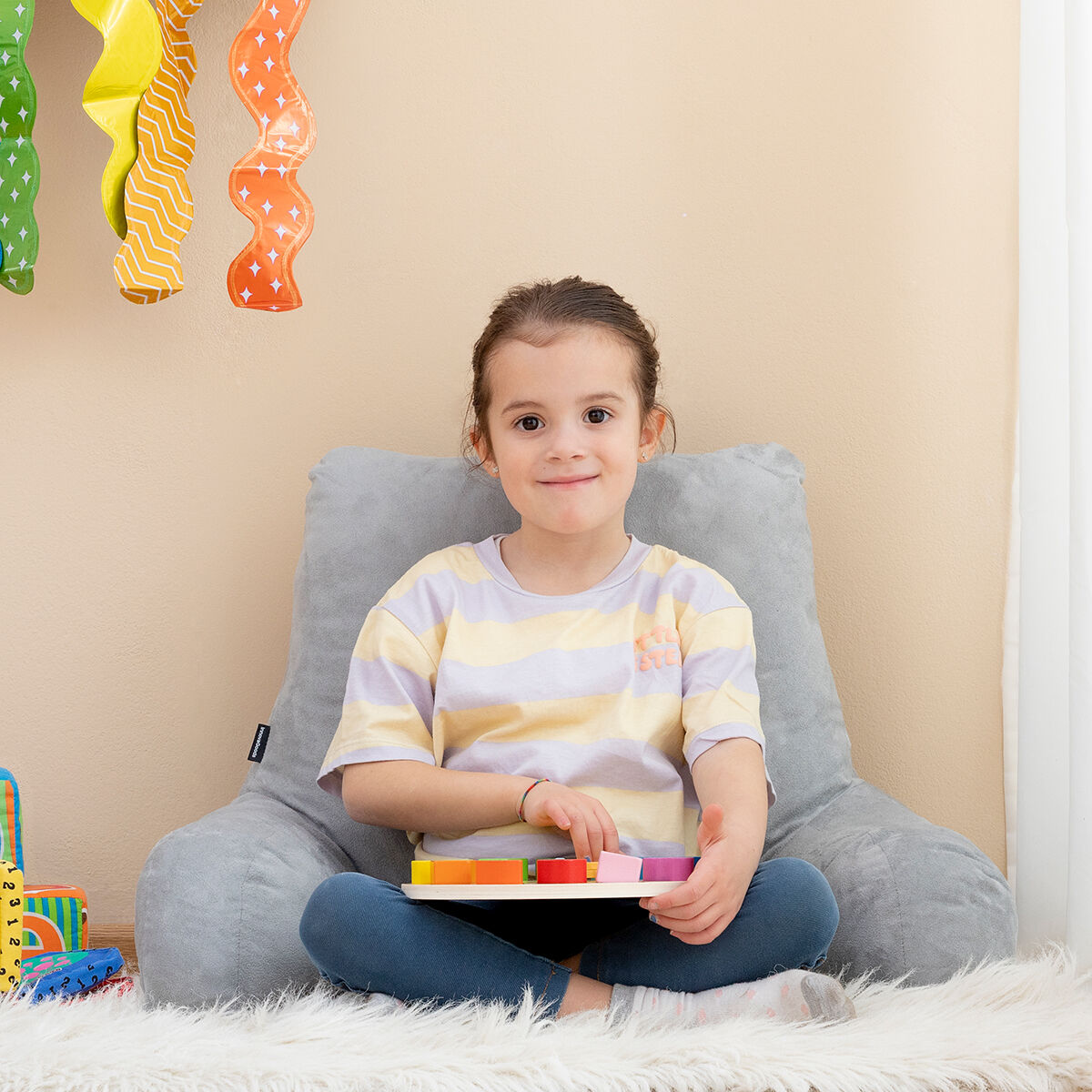 Coussin de Lecture Ergonomique avec Accoudoirs
