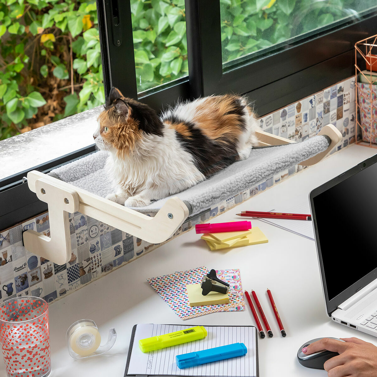 Hamac Suspendu Réglable pour Chat — Structure Bois & Métal (supporte 20 kg)