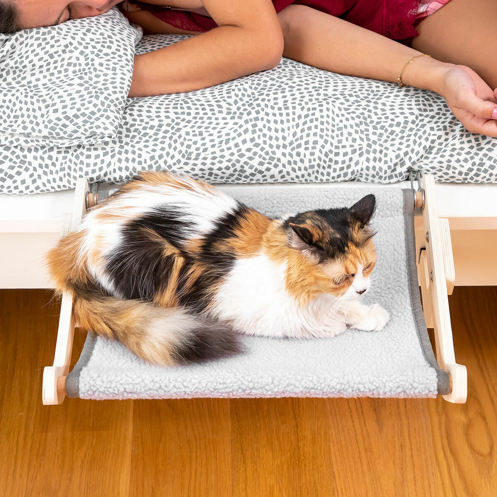 Hamac Suspendu Réglable pour Chat — Structure Bois & Métal (supporte 20 kg)