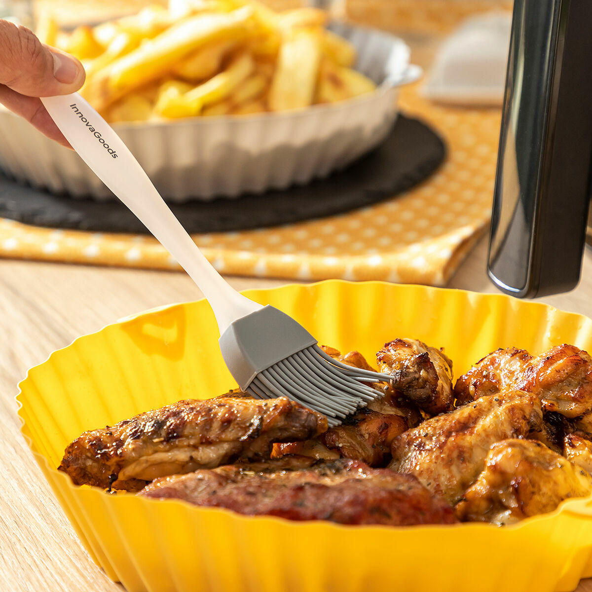 Paniers en Silicone avec Pinceau pour Friteuses à Air - Lot de 2