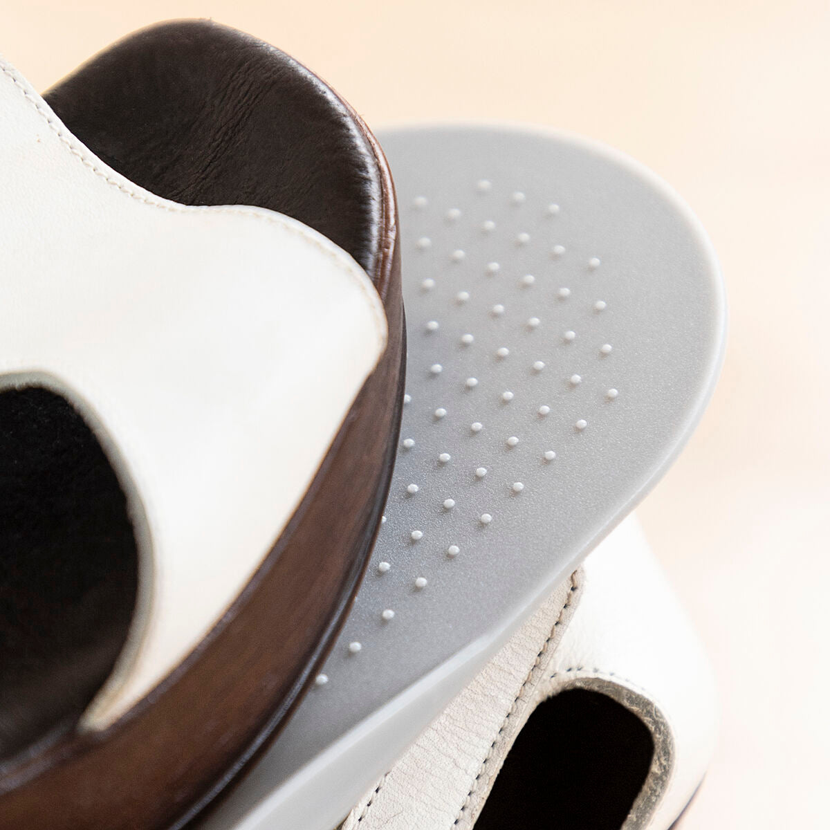 Range-Chaussures Réglable Sholzzer - 6 Unités